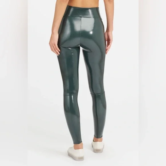 Spanx Faux Patent Leather Leggings in Green Sz. Small - Picture 5 of 9